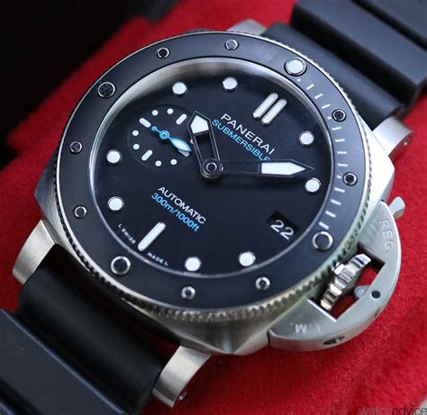 2021 Panerai Submersible 42mm PAM00683 Review – Watch 